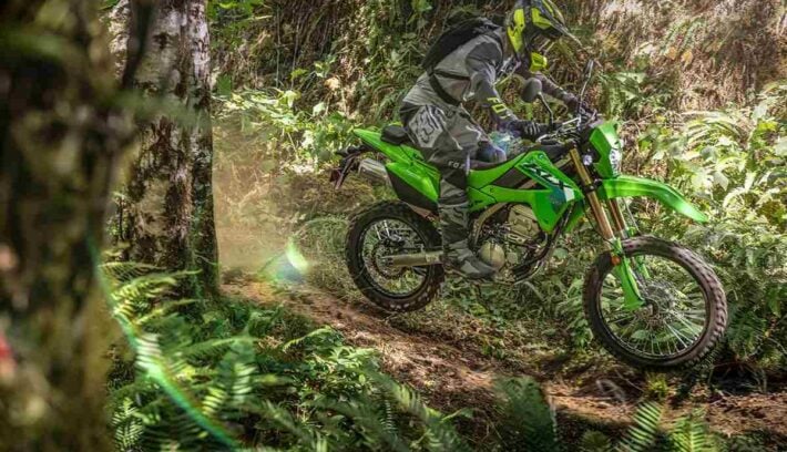 Precio de la Kawasaki KLX 300 en marzo de 2026