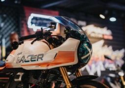 Moto Cafe racer TVS