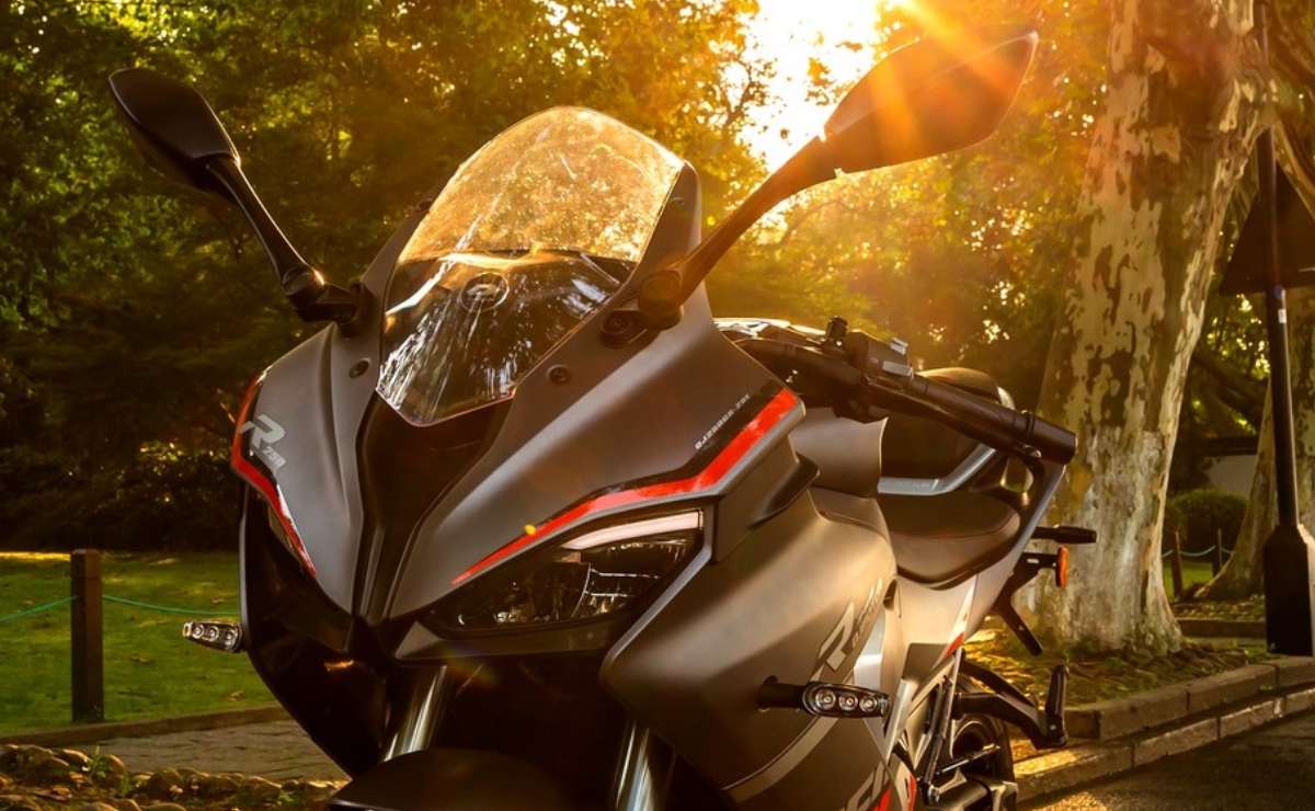 moto deportiva qjmotor srk250rs 1 QJMotor SRK 250 RS, una moto deportiva de baja cilindrada pero con mucho carácter