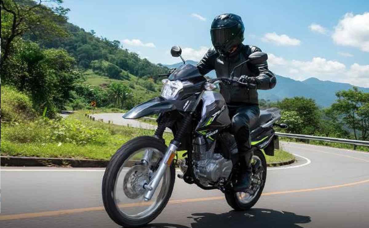 Características Técnicas de la Suzuki DR150 2026 