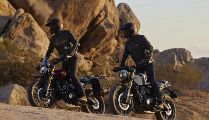 Triumph Scrambler 400 X VS Royal Enfield Himalayan.