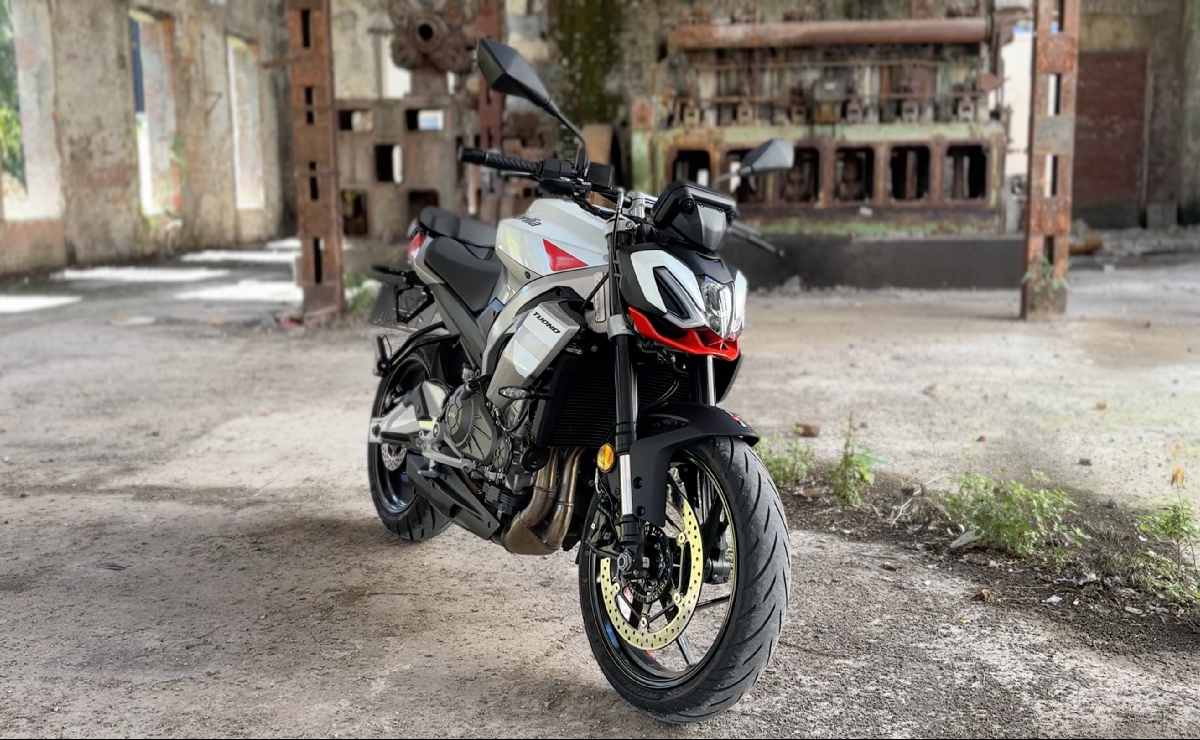 Aprilia Tuono 457 Test Ride