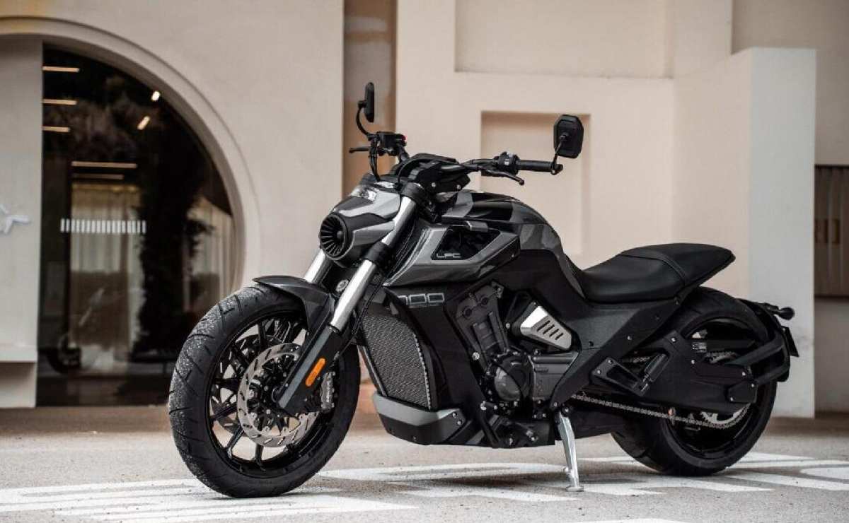 benda lfc700 pro Moto custom Benda LFC 700 Pro