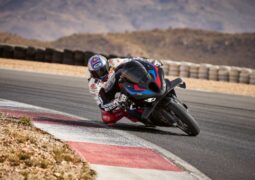 BMW M1000 RR Lanzamiento