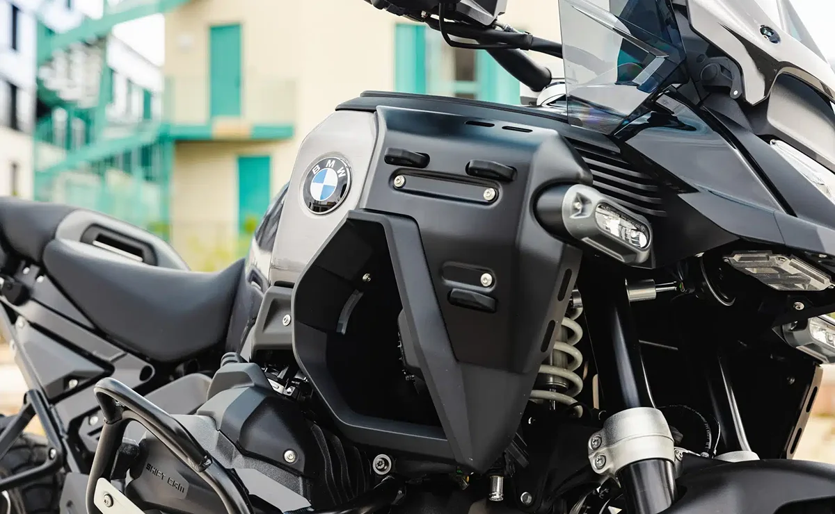 BMW R1300 GS Adventure Black