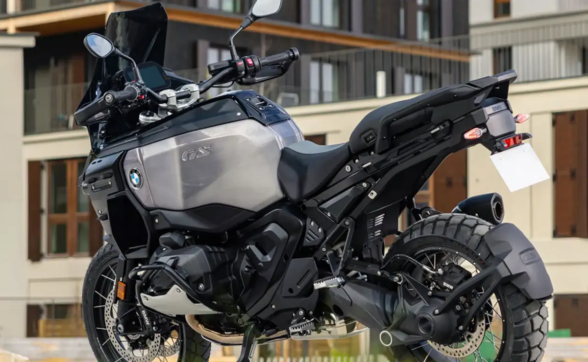 BMW R1300 GS Adventure Black