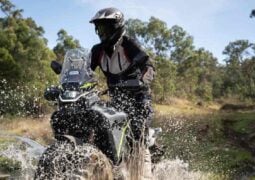 CFMoto 450 MT nuevos colores