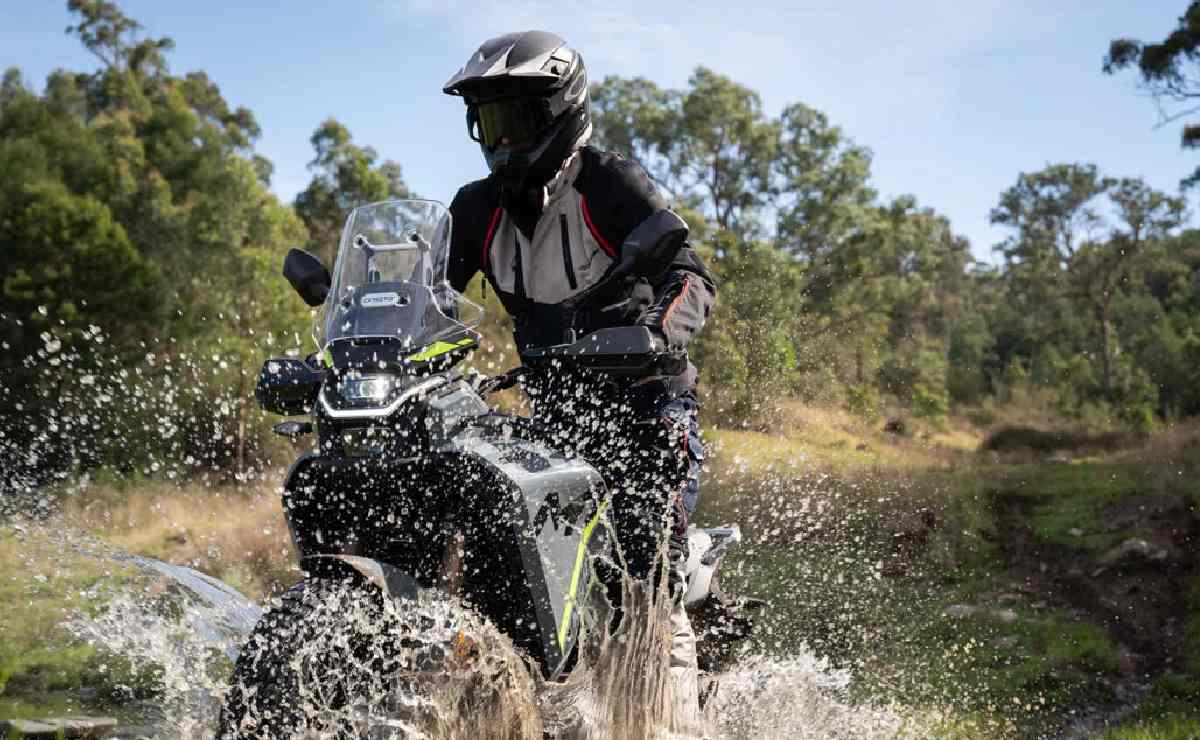 cfmoto 450mt nuevos colores 2 CFMoto 450 MT nuevos colores