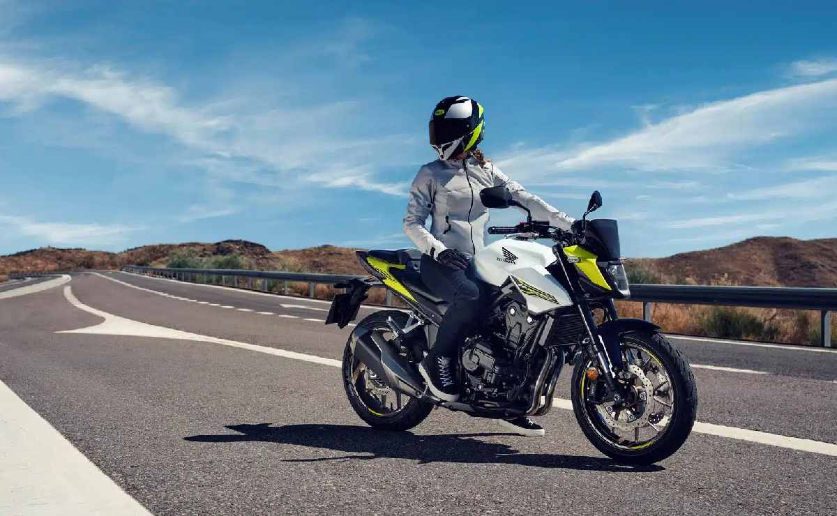 Honda CB500 Hornet 2026