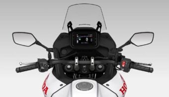 ¿Cómo funciona el sistema E-Clutch en la Honda Transalp 750?
