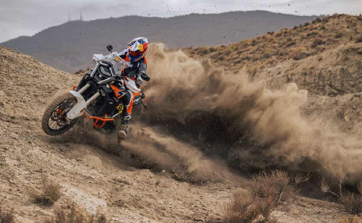 KTM presentó su trail más grande con tres versiones: ¿cuánto cuesta cada una?