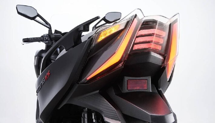 Kymco Xciting VS 400: cómo está equipado