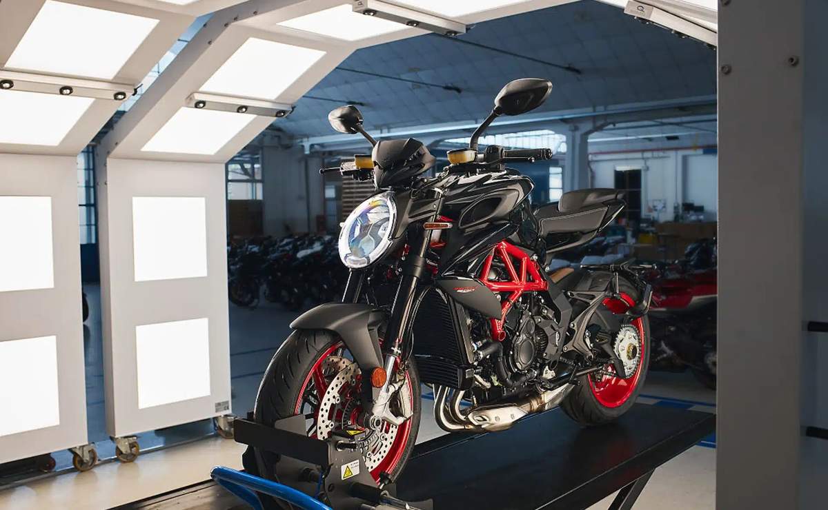 MV Agusta Brutale 800 Carbonio