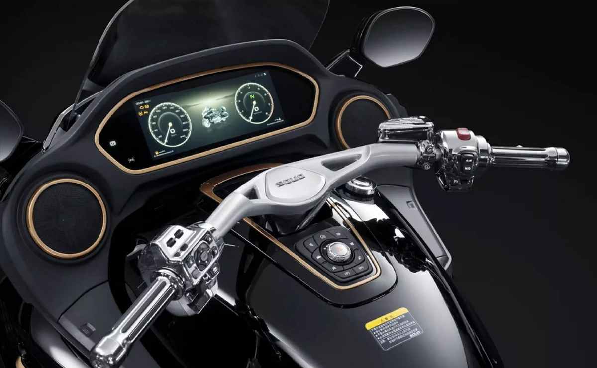 Souo S 200: ¿Cómo es la rival china de la Honda Gold Wing?
