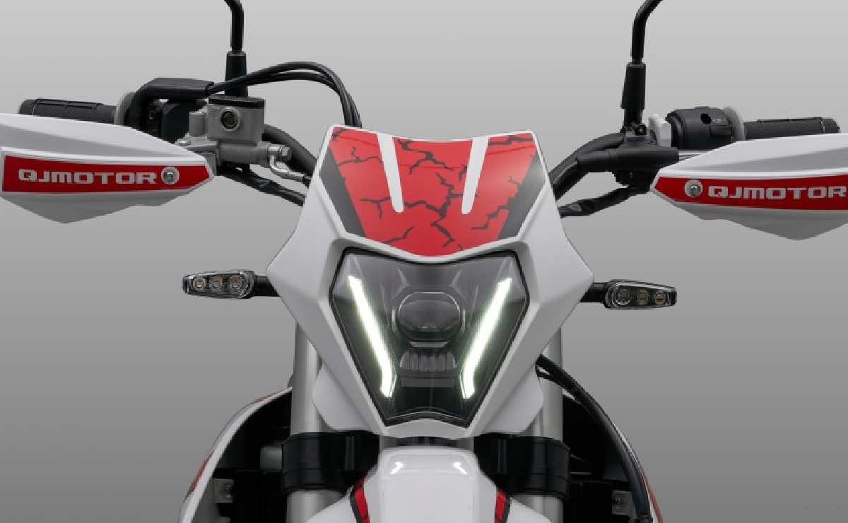 Supermoto QJMotor COV 125 SM