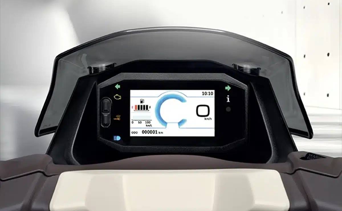 suzuki burgman street Suzuki Burgman Street: Más tecnología y una versión con pantalla TFT