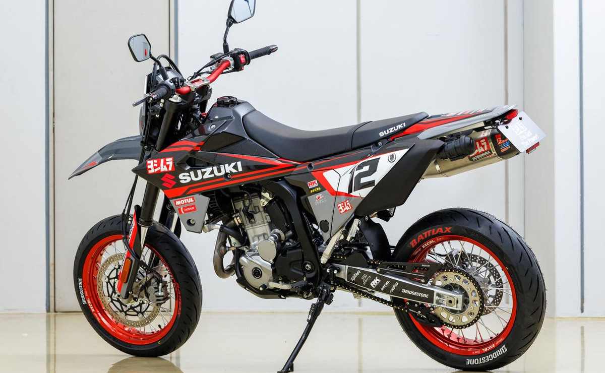 Suzuki Supermoto
