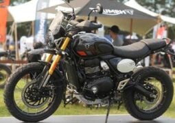 Triumph Scrambler 400 XC