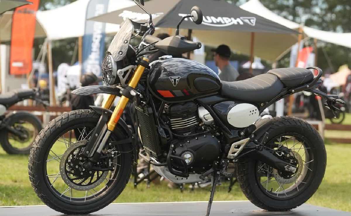 Triumph Scrambler 400 XC