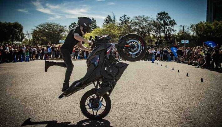 Bajaj Rouser Day Mendoza