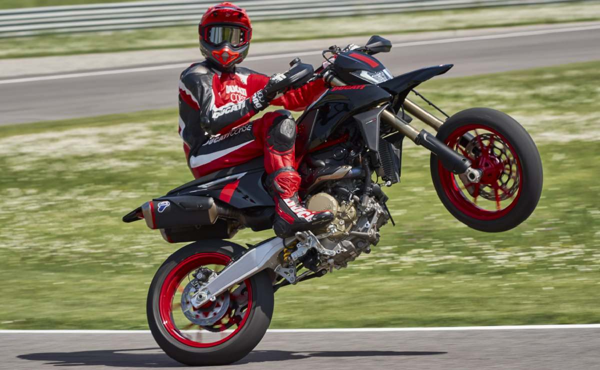 Ducati Hypermotard 698 Mono Nera: