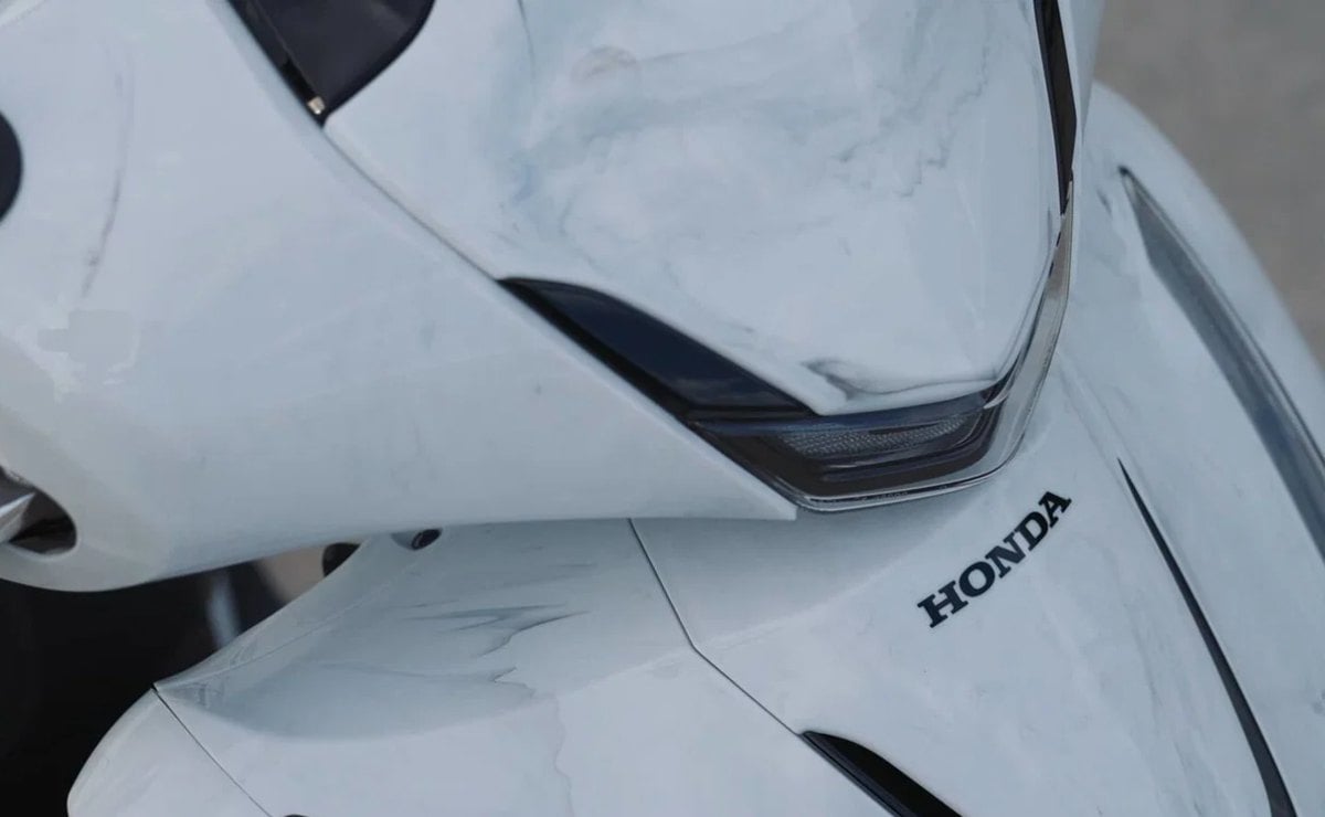 Honda SH 125 escultura