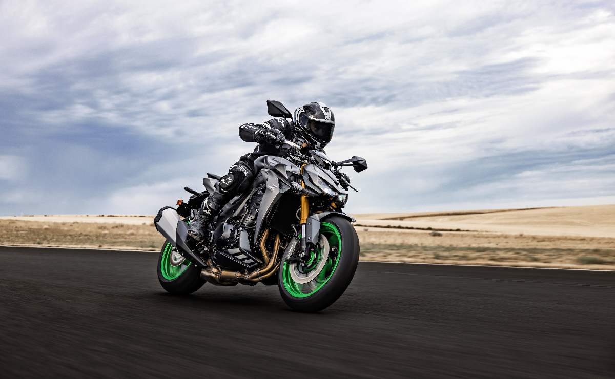 lanzamiento kawasaki z1100 1 Kawasaki lanzó la Z1100 SE: así es su nueva Naked de más de 130 CV