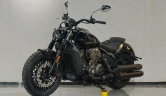 Moto Benda Dark Flag 600
