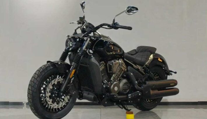 Moto Benda Dark Flag 600