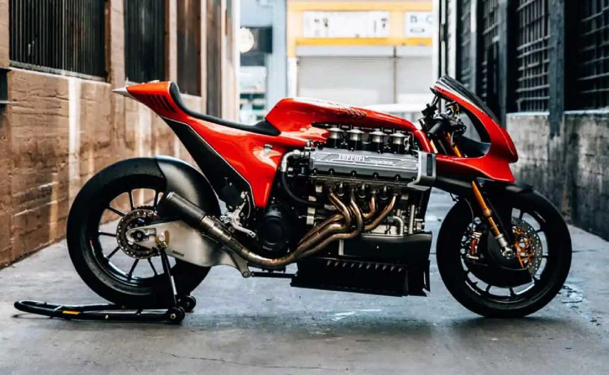 Moto Motor Ferrari