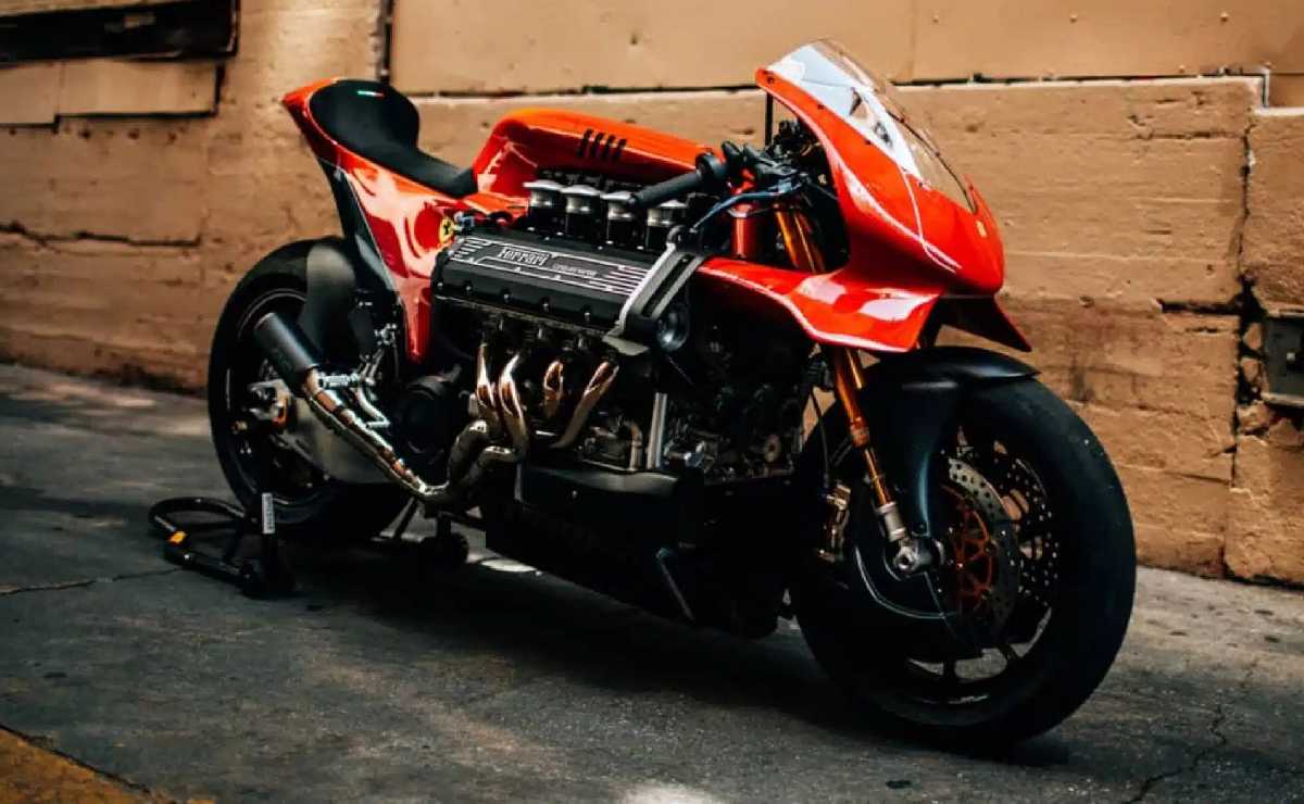 Moto Motor Ferrari