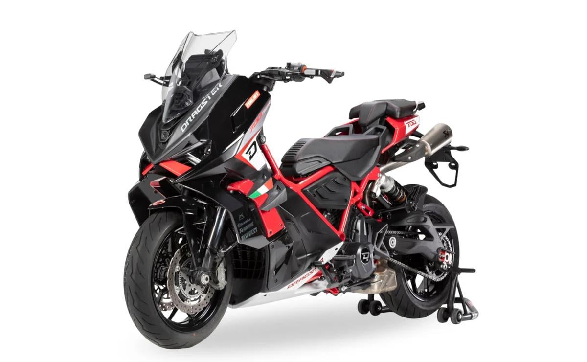 ¿Moto o scooter? Italjet Dragster 700