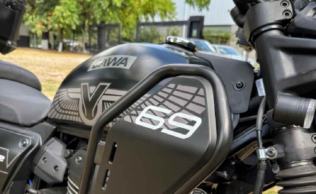 Moto Trail Jawa 350 Adventure