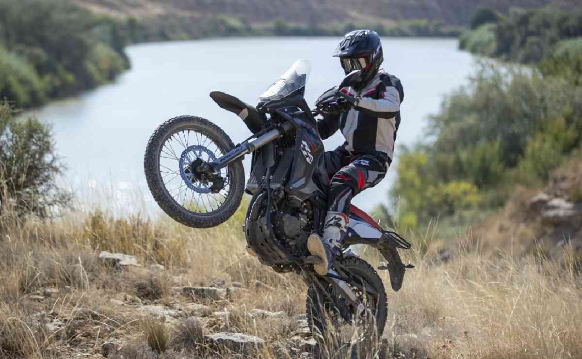 moto trail rieju aventura 307 Moto Trail Rieju Aventura Rally 307