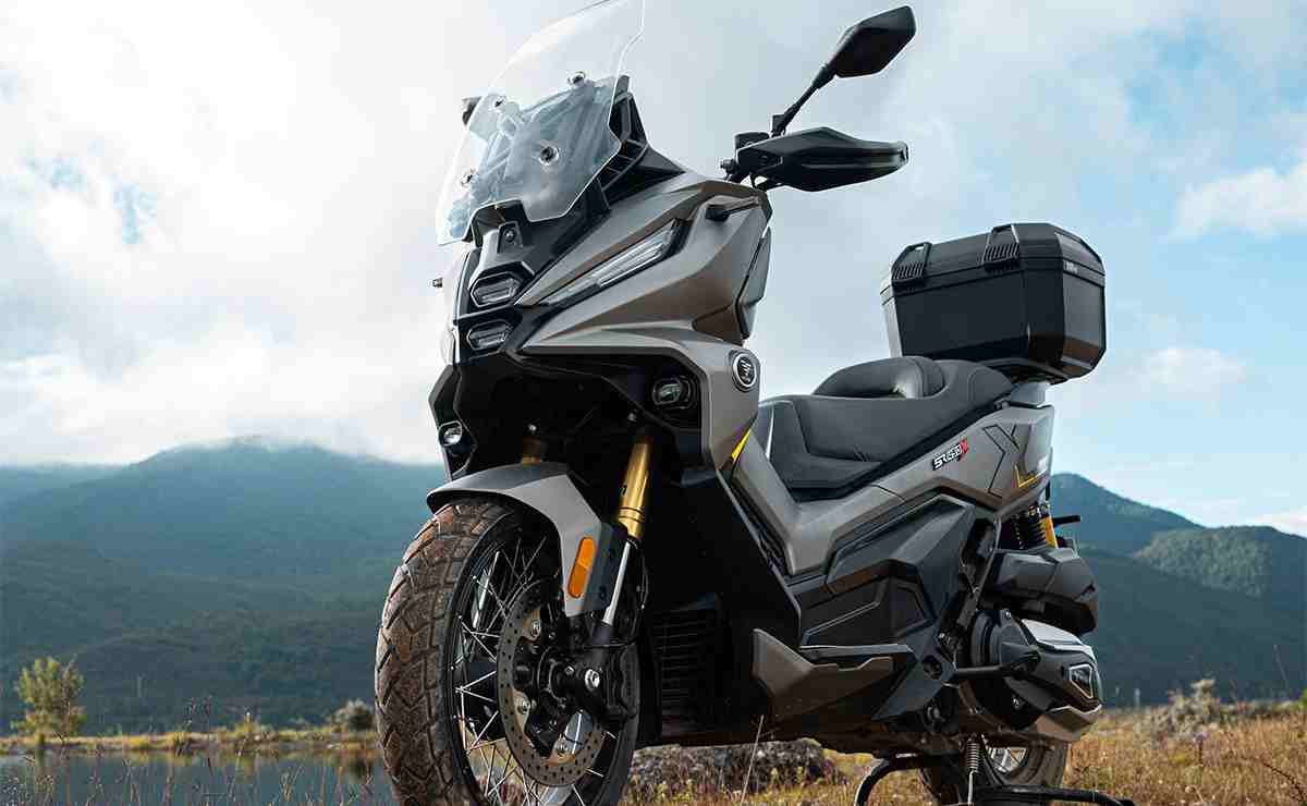Moto Scooter Voge SR450X