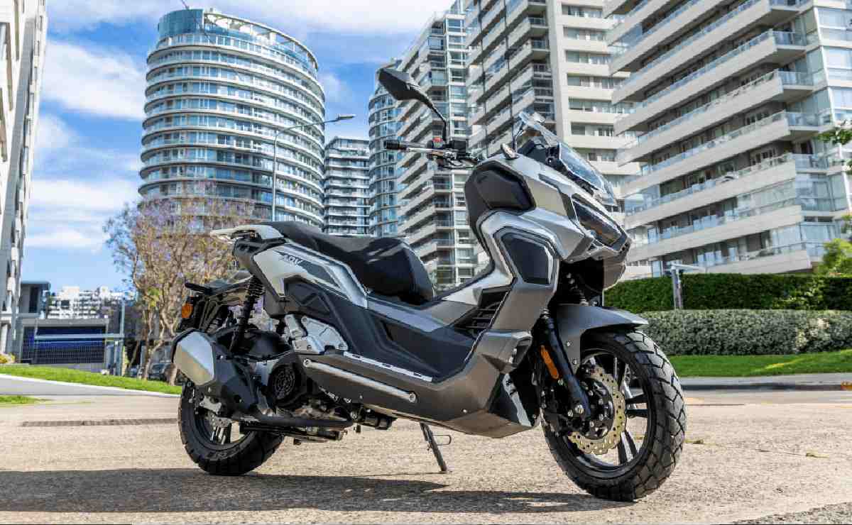 Zanella Scooters ADV 