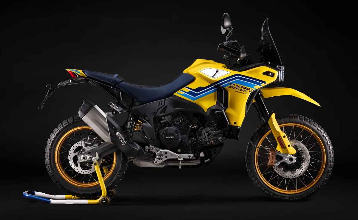 Ducati Desert100 moto trail Ducati Desert 100 Moto trail