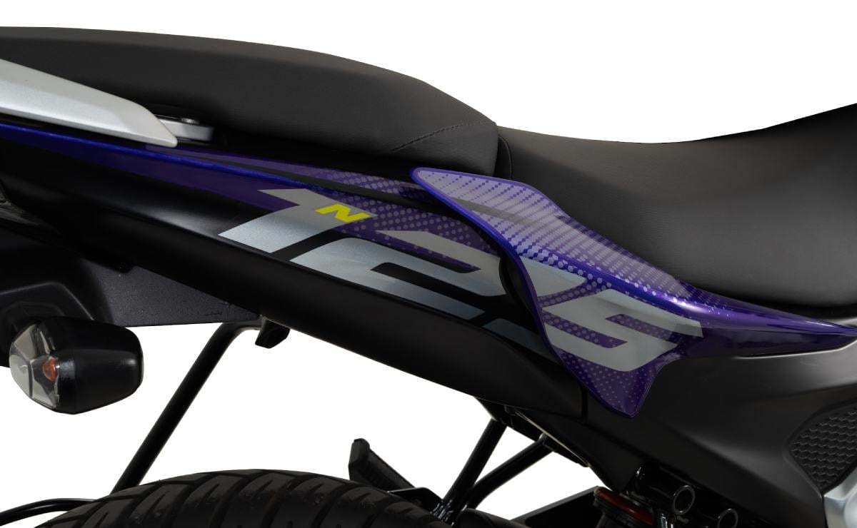 Bajaj Rouser N125