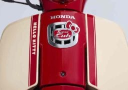 ‘Honda Super Cub Hello Kitty’.