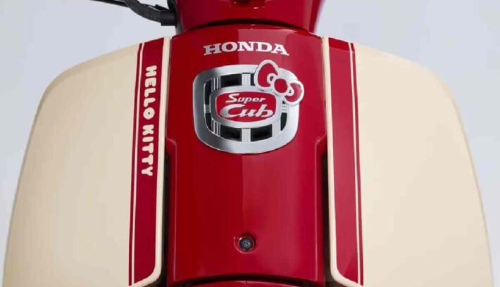 ‘Honda Super Cub Hello Kitty’.