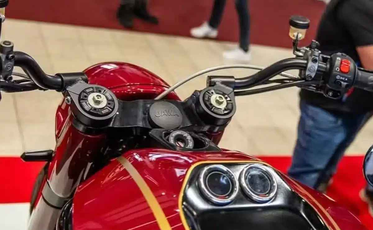 Jawa 1000 Sport Cruiser al detalle 