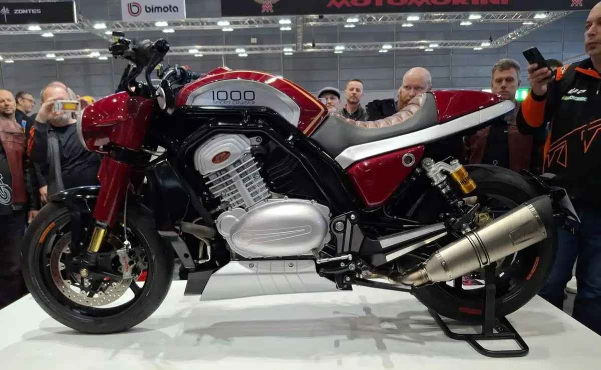 Jawa 1000 Sport Cruiser al detalle 