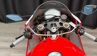 Esta moto deportiva modificada de 70 HP sale a la venta en subasta
