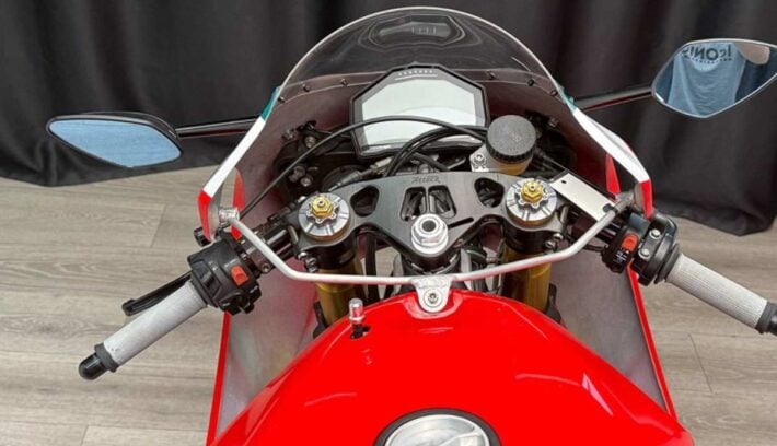 Esta moto deportiva modificada de 70 HP sale a la venta en subasta