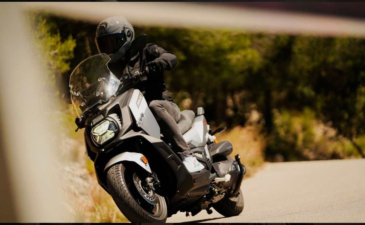 Scooter Adventure Rieju 