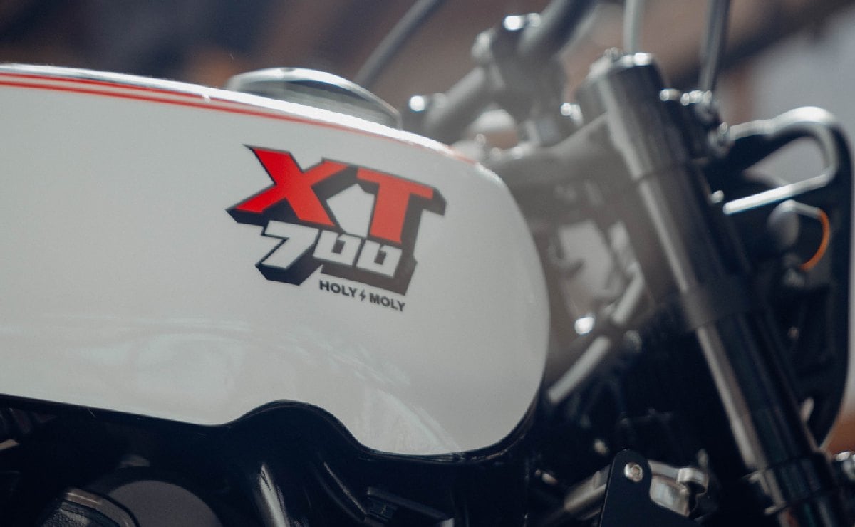 yamaha Así sería hoy en día una Yamaha XT500: nace la XT700 by Holy Moly