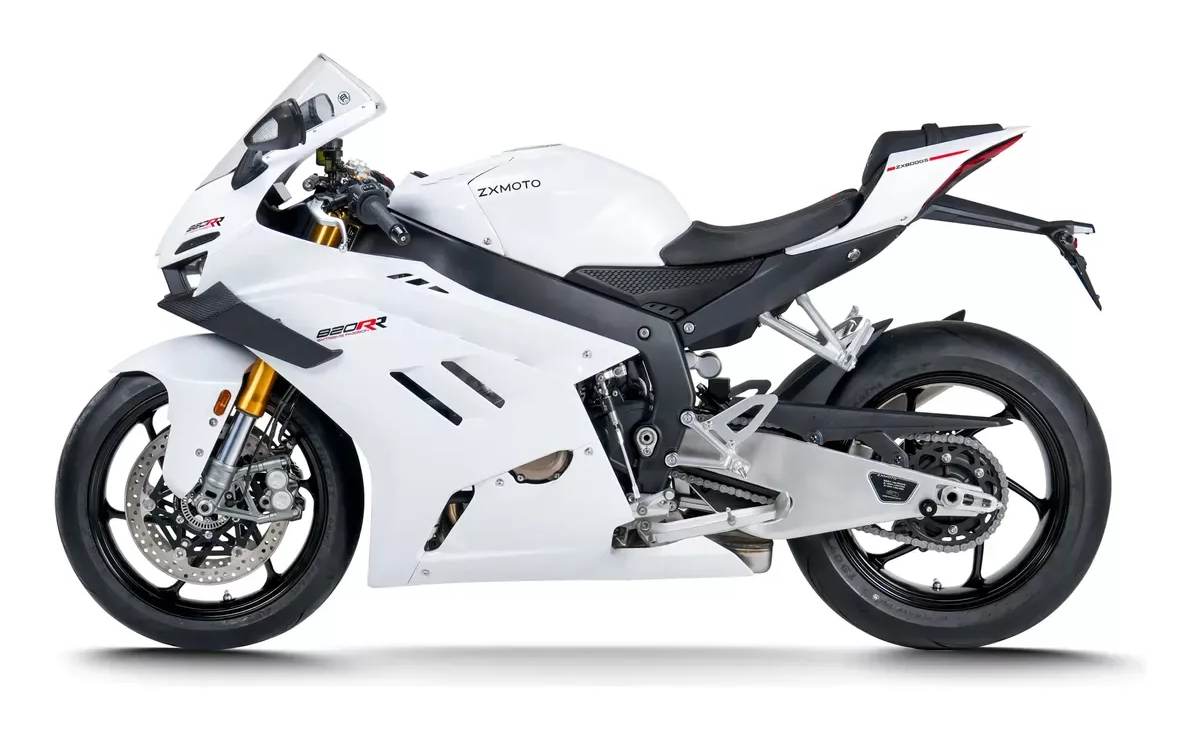 zxmoto 820rr 1 La ZXMoto 820 RR ya tiene precio en Uruguay: cuánto cuesta la nueva deportiva tricilíndrica