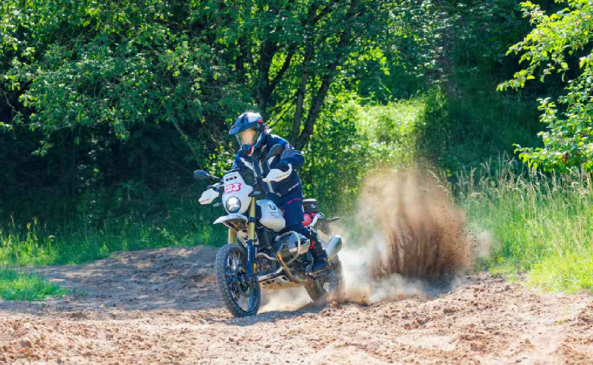 bmw r12 gs trophy 2 BMW R 12 G/S GS Trophy Competition Bike: