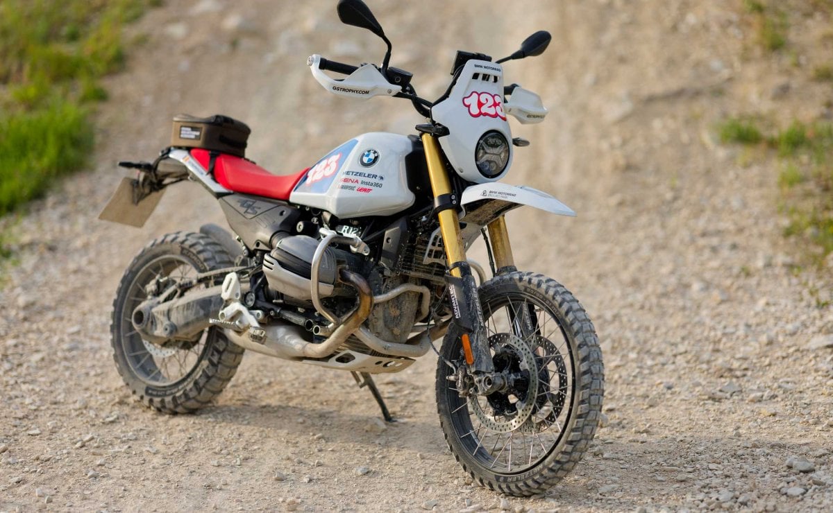 bmw r12 gs trophy1 BMW R 12 G/S GS Trophy Competition Bike: