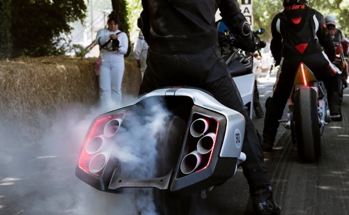 BMW Vision K1800